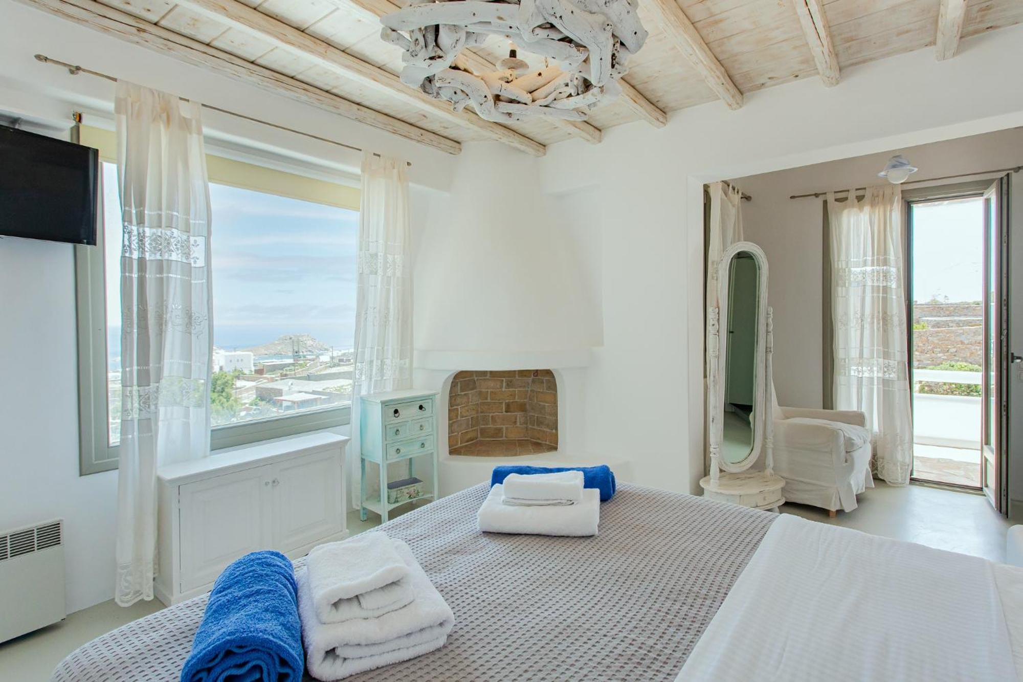 Holiday home Manolia Luxury Private House By Mykonian Kazarte
